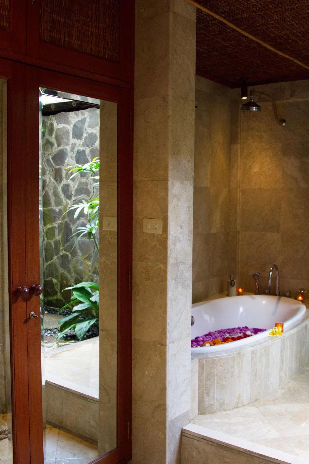 Villa Gaia Ubud  Exterior photo